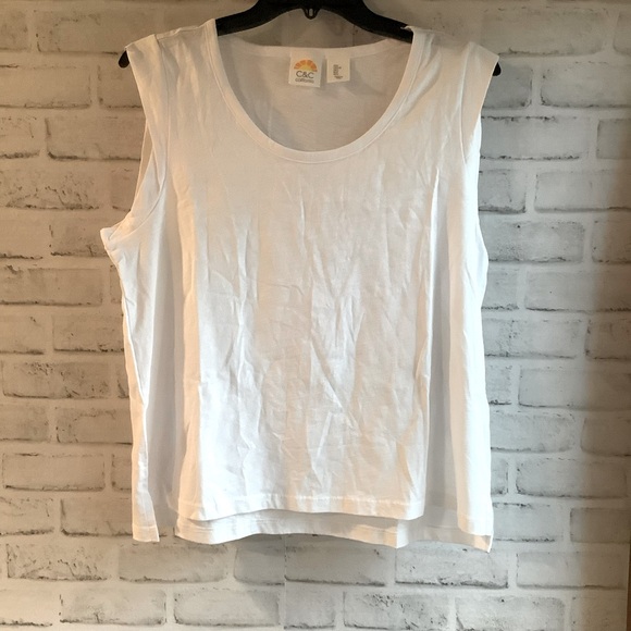 C&C California Sleeveless Scoop Neck Shirt - Picture 4 of 6